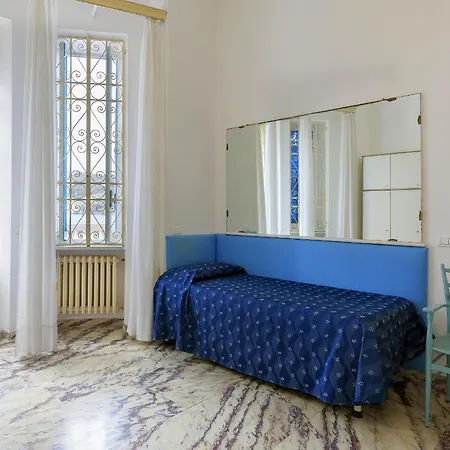 Levanto Villa Sleeps 11 With Wifi *