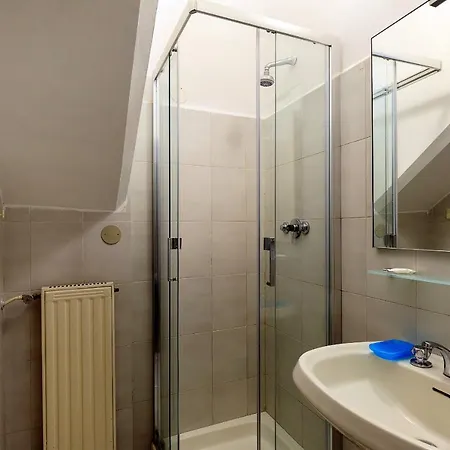 Levanto Villa Sleeps 11 With Wifi * ليفانتو