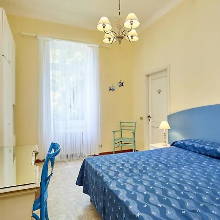 Levanto Villa Sleeps 11 With Wifi * ليفانتو
