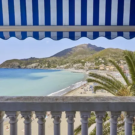 Levanto Villa Sleeps 11 With Wifi فيلة